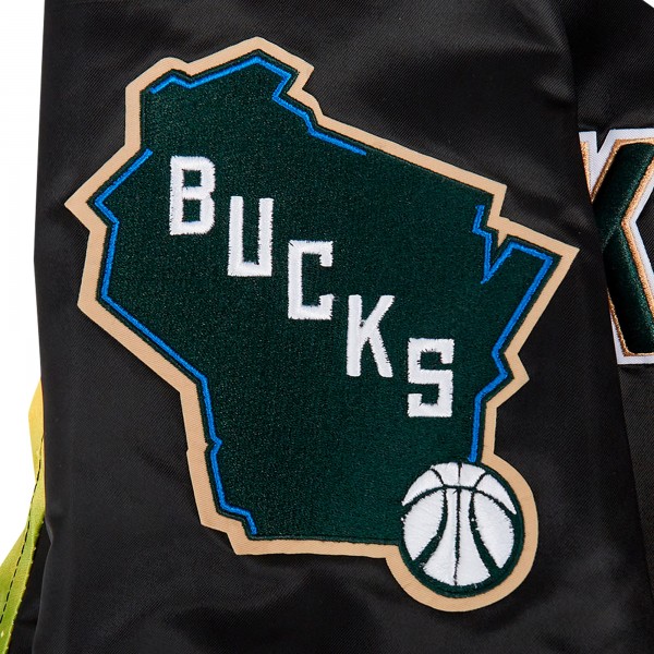 Бомбер Milwaukee Bucks Pro Standard Sublimated Satin - Black