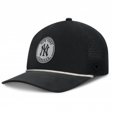 Бейсболка New York Yankees Fanatics Black Signature A-Frame