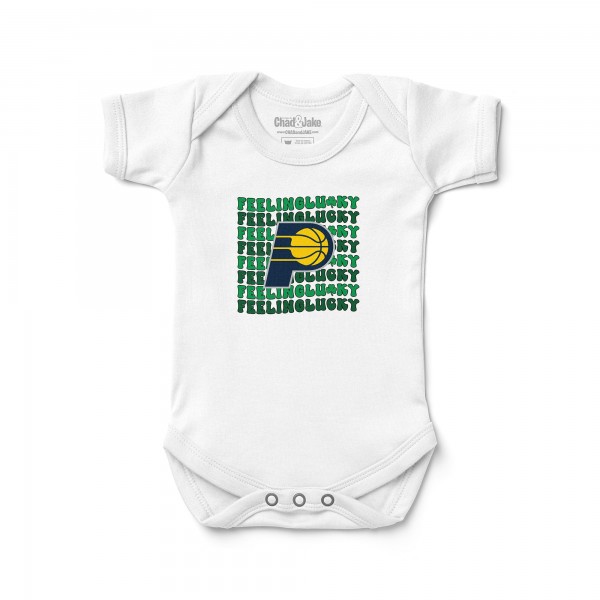 Newborn & Малышам Indiana Pacers Chad & Jake White St. Patricks Day Feeling Lucky Bodysuit
