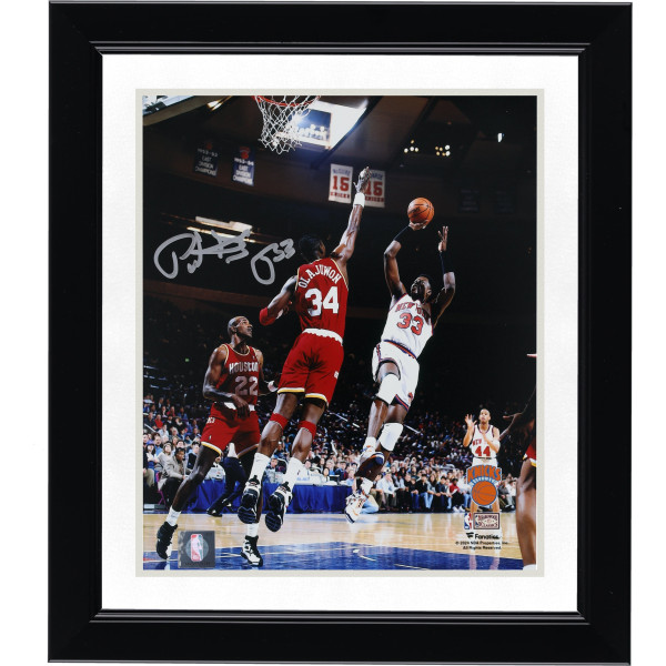Фото с автографом Patrick Ewing New York Knicks Fanatics Authentic 8 x 10 Fadeaway Shot vs. Houston Rockets