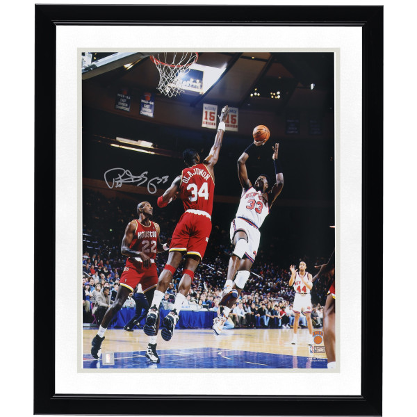Фото с автографом Patrick Ewing New York Knicks Fanatics Authentic 16 x 20 Fadeaway Shot vs. Houston Rockets