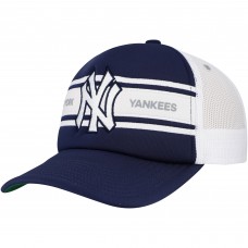 Бейсболка New York Yankees Navy Sideline Trucker