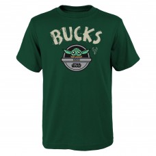Подростковая Milwaukee Bucks Hunter Green Star Wars The Child T-Shirt