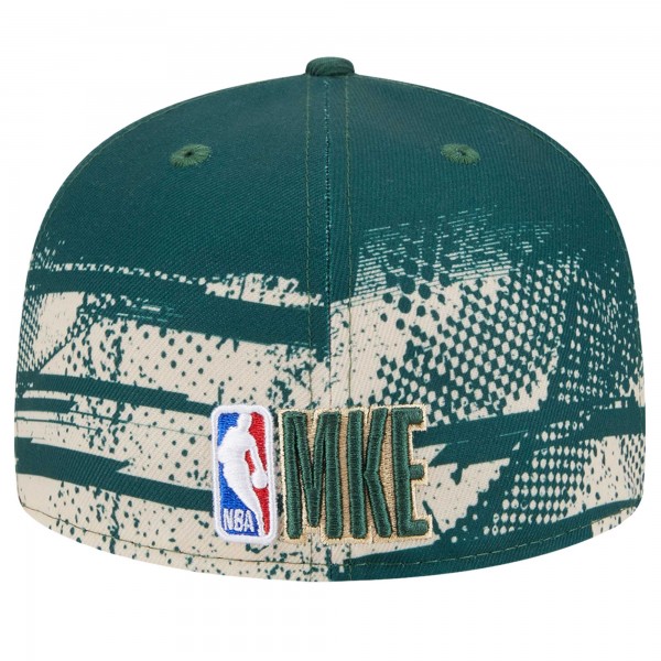 Бейсболка Milwaukee Bucks New Era Hunter Green Tip-Off 59FIFTY