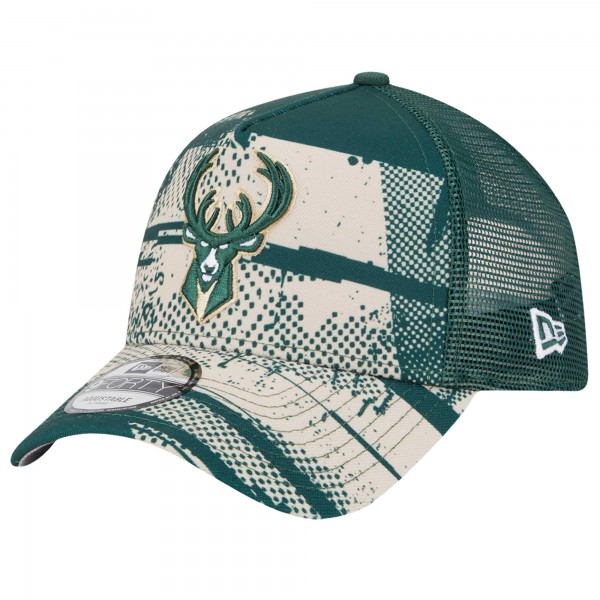 Бейсболка Milwaukee Bucks New Era Hunter Green/Cream Tip Off A-Frame Trucker 9FORTY