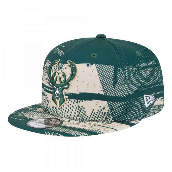 Бейсболка Milwaukee Bucks New Era Hunter Green Tip-Off 9FIFTY