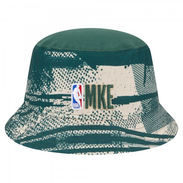 Бейсболка Milwaukee Bucks New Era Hunter Green/Cream Tip-Off