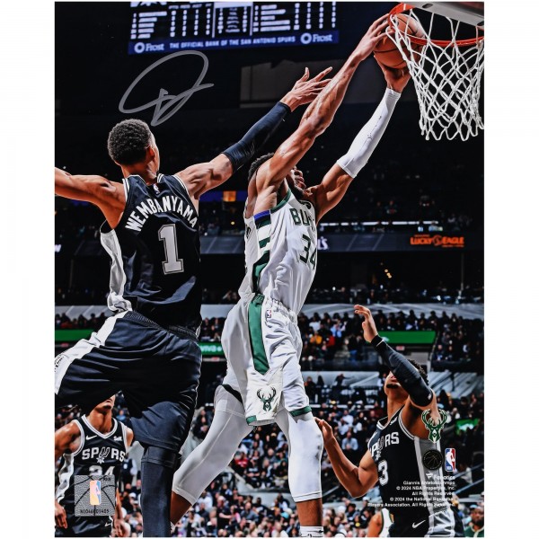 Giannis Antetokounmpo Milwaukee Bucks Autographed Fanatics Authentic 8 x 10 Dunk vs. San Antonio Spurs Photograph