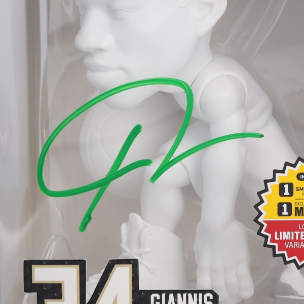 Giannis Antetokounmpo Milwaukee Bucks Autographed Fanatics Authentic smALL-STARS White Chase Variant 6 Vinyl Figurine