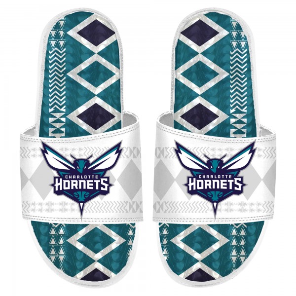 Шлепки Charlotte Hornets ISlide Shooting Touch Rwanda Pattern Gel - White