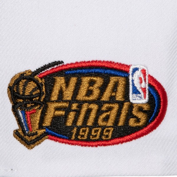 Бейсболка San Antonio Spurs Mitchell & Ness Hardwood Classics Cement Top – White