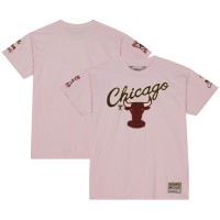 Футболка Chicago Bulls Mitchell & Ness Hardwood Classics Brown Sugar Bacon - Pink
