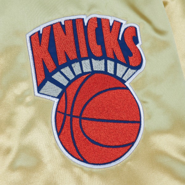 Бомбер New York Knicks Mitchell & Ness Hardwood Classics Fashion Lightweight Satin - Gold
