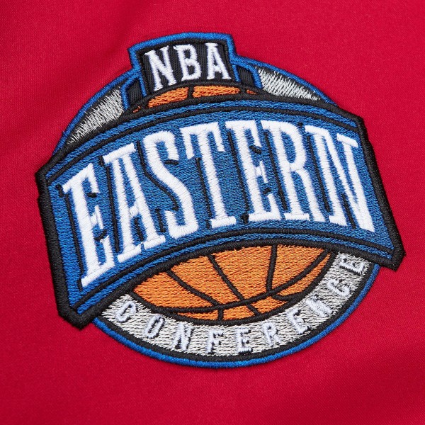 Куртка на кнопках Chicago Bulls Mitchell & Ness Red Heavyweight Satin