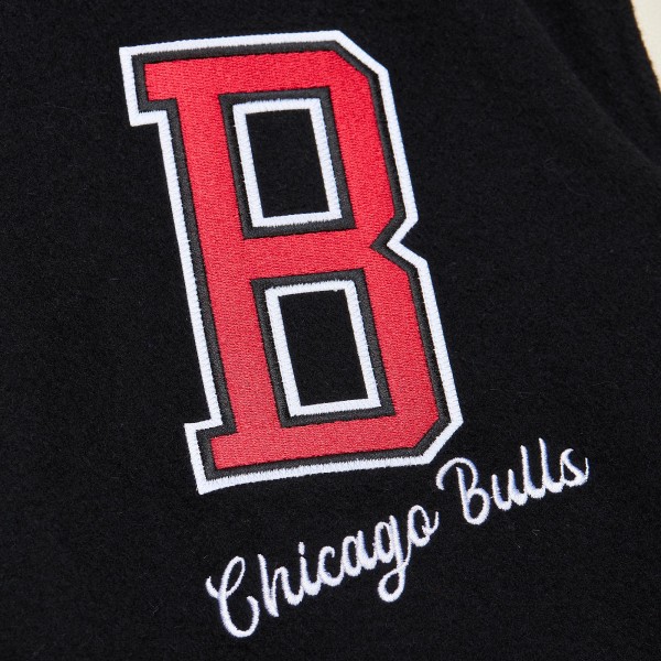 Куртка на кнопках Chicago Bulls Mitchell & Ness Black Hardwood Classics Varsity