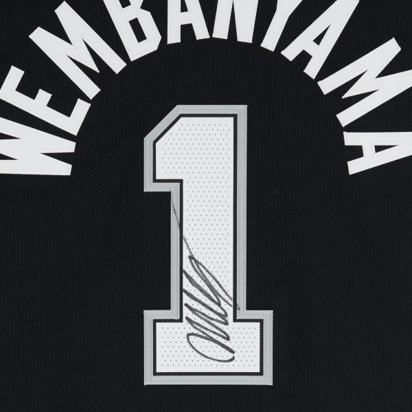 Джерси с автографом Victor Wembanyama San Antonio Spurs Fanatics Authentic Black Nike Icon Edition Authentic