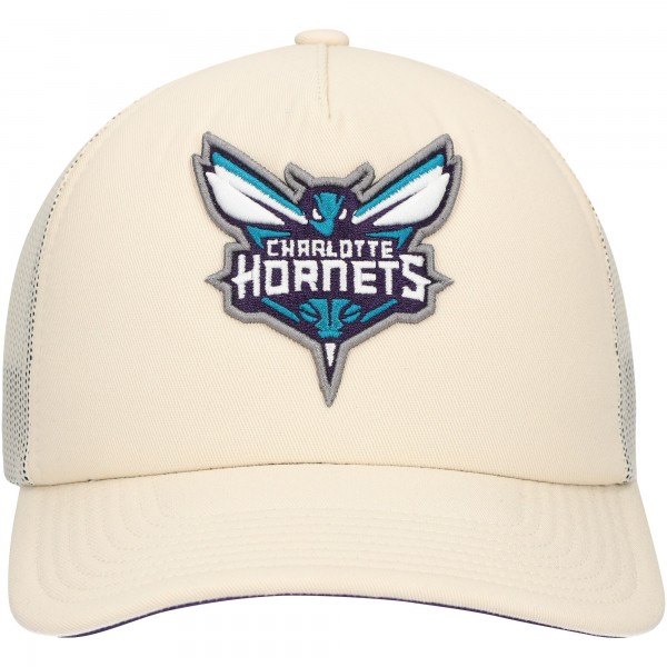 Бейсболка Charlotte Hornets Mitchell & Ness Trucker - Cream