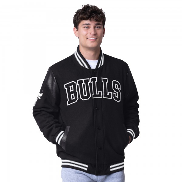 Куртка на кнопках Chicago Bulls G-III Sports by Carl Banks Black Clutch Hitter Varsity