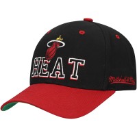 Бейсболка Miami Heat Mitchell & Ness Black/Red Backside Script Two-Tone Pro Crown