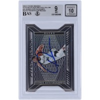Giannis Antetokounmpo Milwaukee Bucks Autographed 2020-21 Panini Obsidian Pitch Black Yellow Etch #26 #2/10 Beckett Fanatics Witnessed Authenticated 9/10 Card