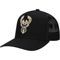 Бейсболка Milwaukee Bucks Mitchell & Ness Black Monogram Allover Logo Mesh