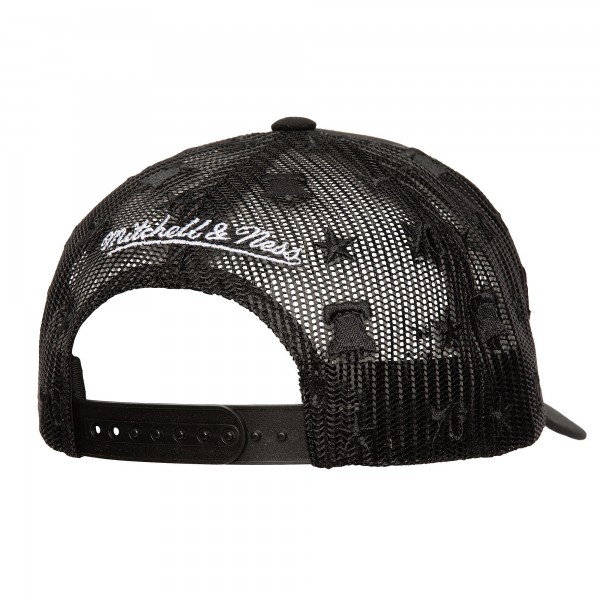 Бейсболка Philadelphia 76ers Mitchell & Ness Black Monogram Allover Logo Mesh Trucker