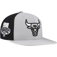 Бейсболка Chicago Bulls Mitchell & Ness Gray Core