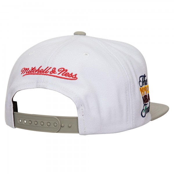 Бейсболка Chicago Bulls Mitchell & Ness Core - White/Gray