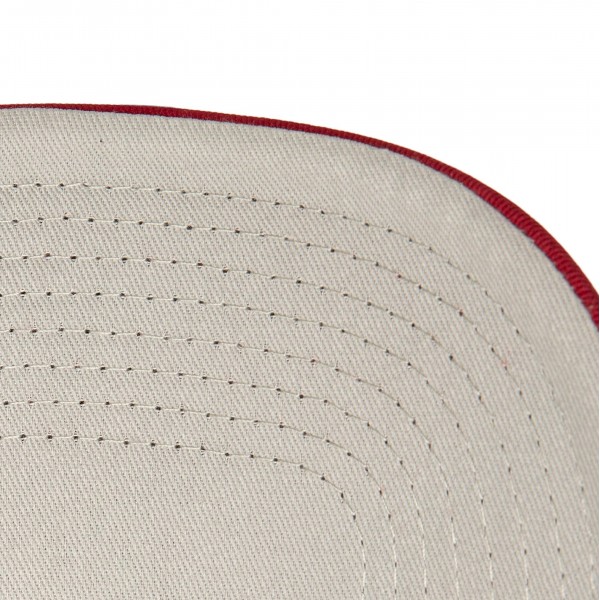 Бейсболка Miami Heat Mitchell & Ness Red Core Evergreen OTC