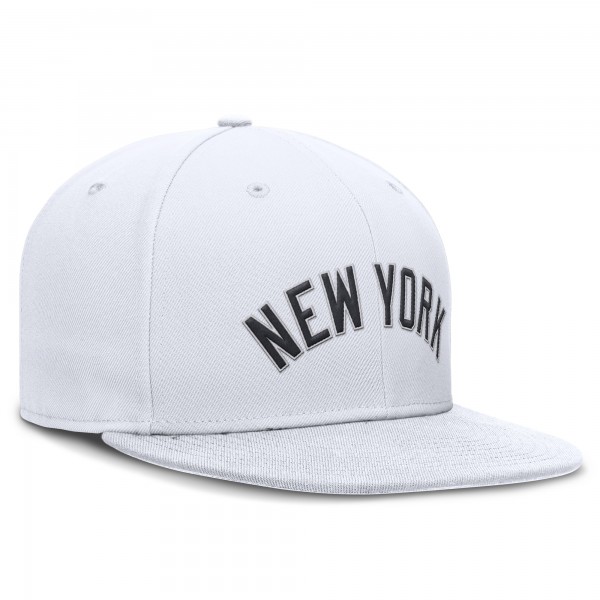 Бейсболка New York Yankees Nike White True Performance