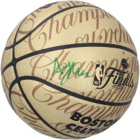 Мяч Al Horford Boston Celtics Autographed Fanatics Authentic 2024 NBA Finals Champions Wilson Collector's Edition with '24 Finals Champs' Inscription