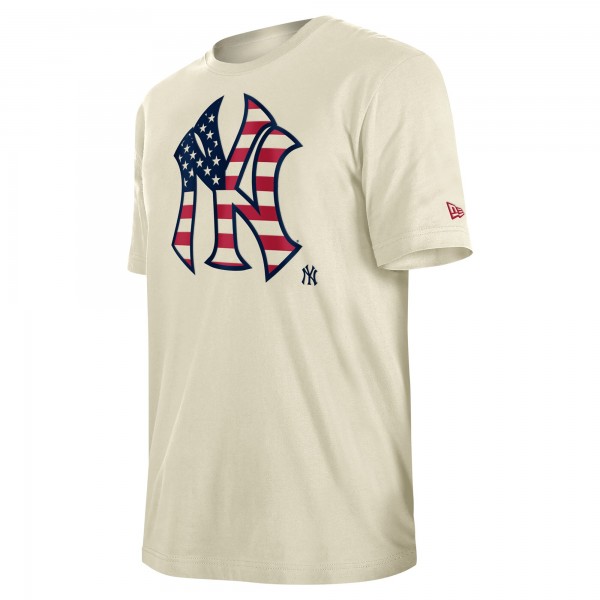 New York Yankees New Era Cream Americana Flag Fill T-Shirt