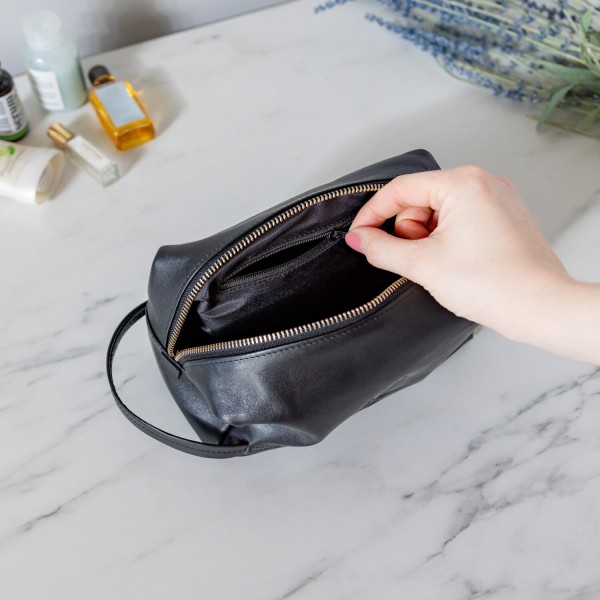 New York Yankees Hybrid Leather Lined Dopp Toiletry Bag