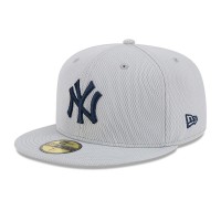 Бейсболка New York Yankees New Era Gray 2025 MLB Clubhouse 59FIFTY
