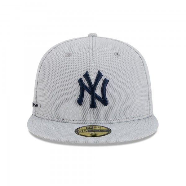 Бейсболка New York Yankees New Era Gray 2025 MLB Clubhouse 59FIFTY