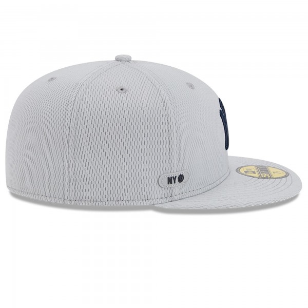 Бейсболка New York Yankees New Era Gray 2025 MLB Clubhouse 59FIFTY