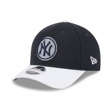 Бейсболка New York Yankees New Era Navy/White 2025 Batting Practice 9FORTY M-Crown