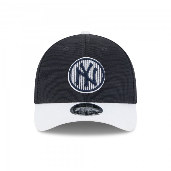 Бейсболка New York Yankees New Era Navy/White 2025 Batting Practice 9FORTY M-Crown