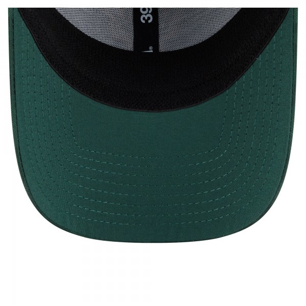 Бейсболка Milwaukee Bucks New Era Hunter Green Subtle Camo 39THIRTY