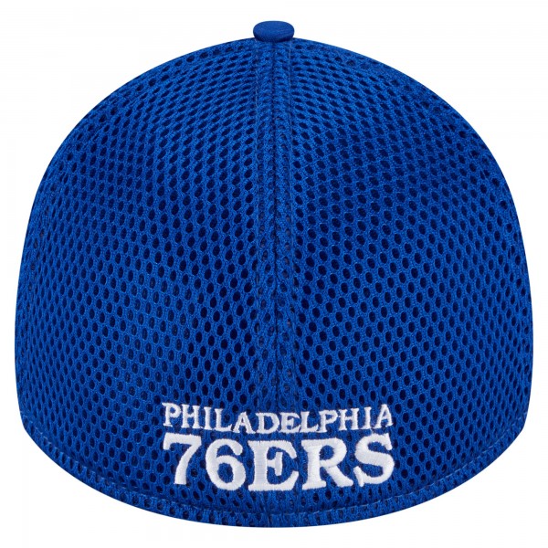 Бейсболка Philadelphia 76ers New Era Royal Subtle Camo 39THIRTY