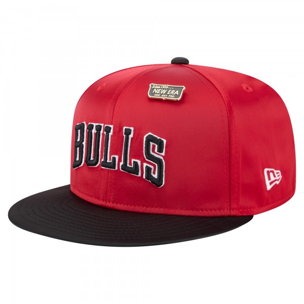 Бейсболка Chicago Bulls New Era Red/Black Throwback Satin Vintage Pin Two-Tone 59FIFTY