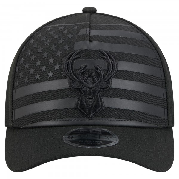 Бейсболка Milwaukee Bucks New Era Black Game Day Flag A-Frame 9FORTY