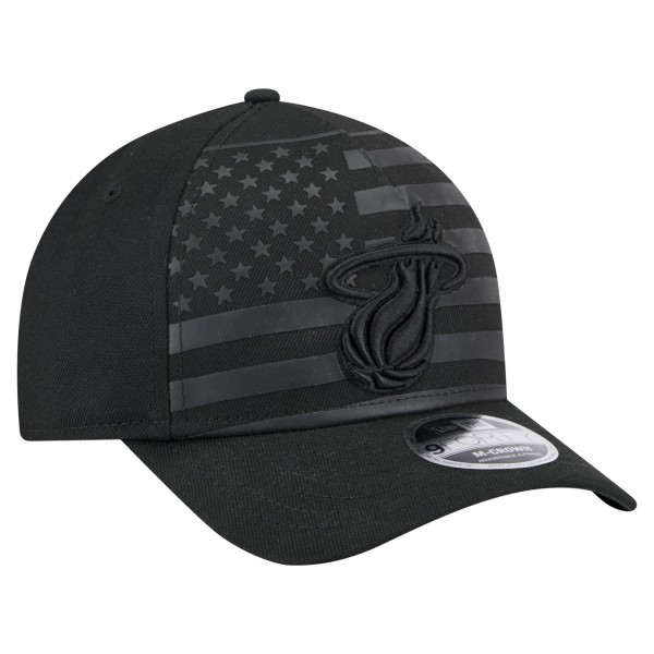 Бейсболка Miami Heat New Era Black Game Day Flag A-Frame 9FORTY
