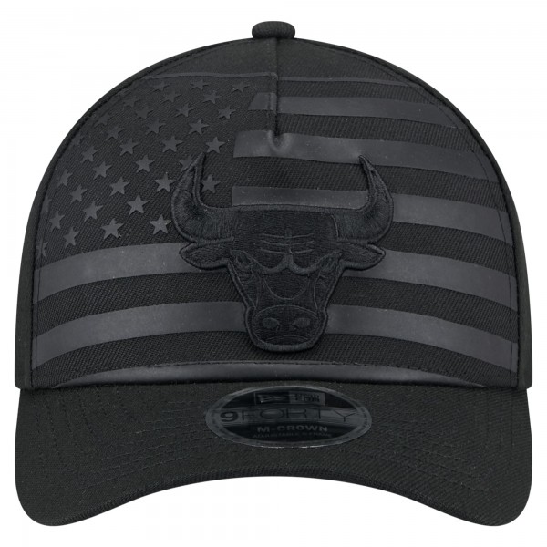 Бейсболка Chicago Bulls New Era Black Game Day Flag A-Frame 9FORTY