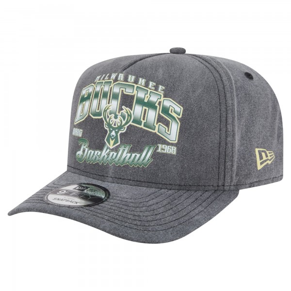 Бейсболка Milwaukee Bucks New Era Charcoal Throwback Washed Pre-Curved 9FIFTY