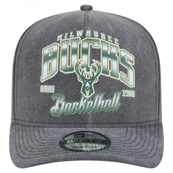 Бейсболка Milwaukee Bucks New Era Charcoal Throwback Washed Pre-Curved 9FIFTY