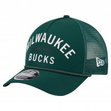 Бейсболка Milwaukee Bucks New Era Hunter Green Minimalist 9FORTY M-Crown