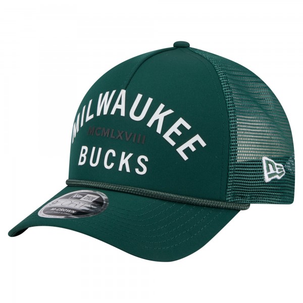 Бейсболка Milwaukee Bucks New Era Hunter Green Minimalist 9FORTY M-Crown