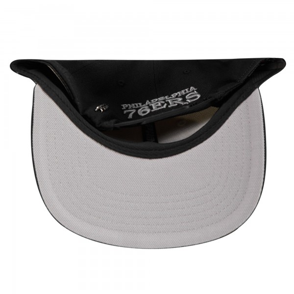 Philadelphia 76ers Pro Standard Cream/Black French Terry Snapback Hat