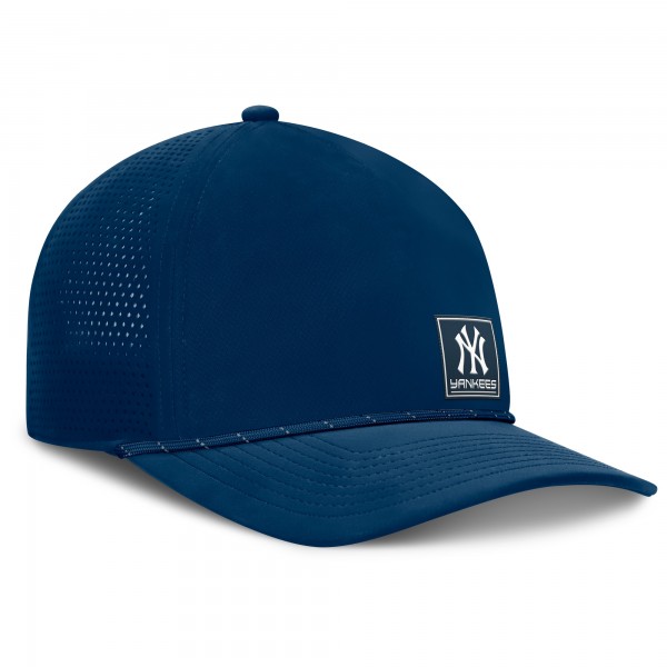 Бейсболка New York Yankees Fanatics Royal Level Up Captain